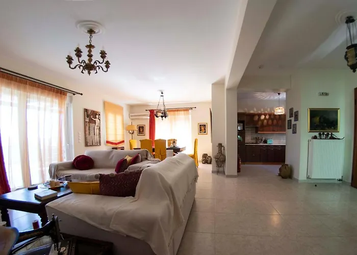 The Bird's Nest Luxury