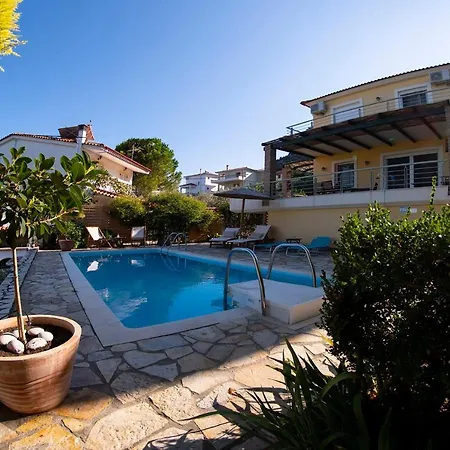 The Bird's Nest Luxury Willa *