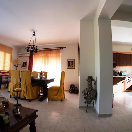 Willa The Bird's Nest Luxury