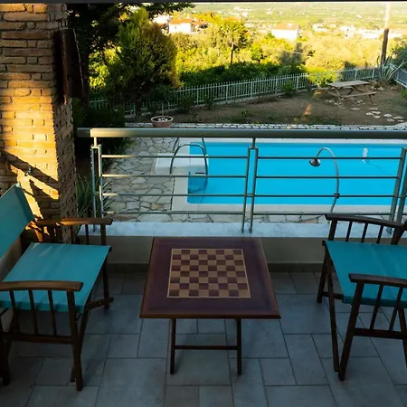 The Bird's Nest Luxury Willa *