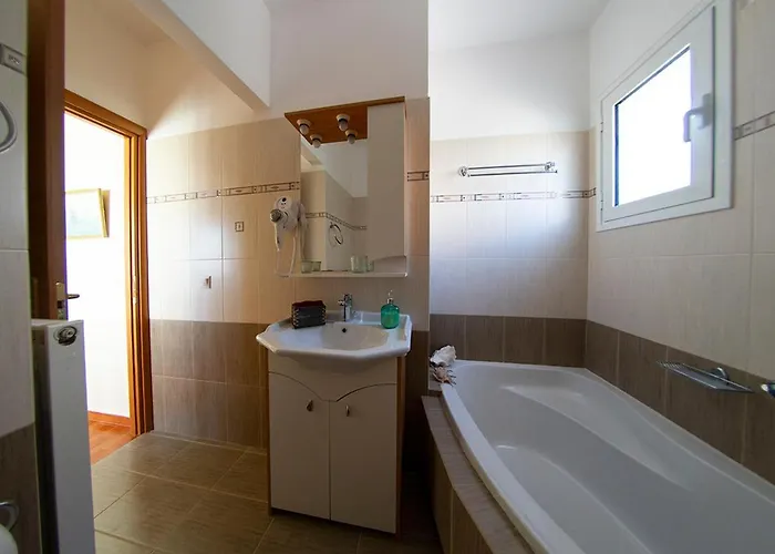 The Bird's Nest Luxury Villa