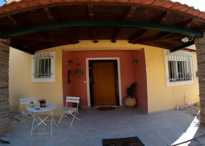 The Bird's Nest Luxury Náuplia